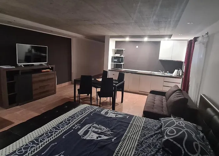 Doki Basement Apartment