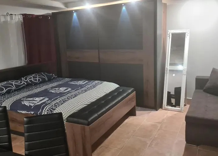 Doki Basement Apartman Póla