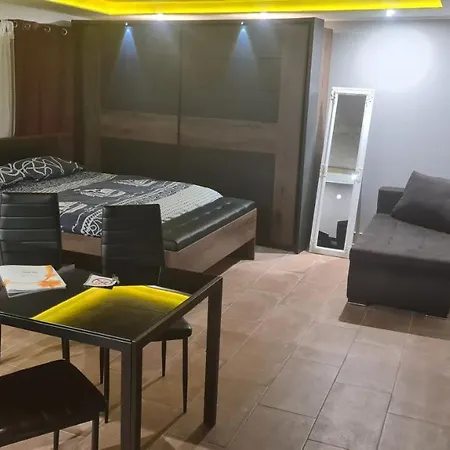 Doki Basement Apartment *