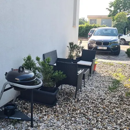 Doki Basement Apartment